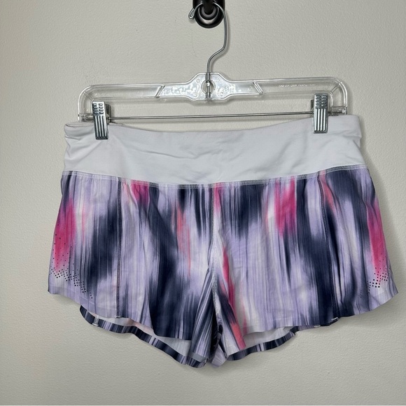 Lululemon Run Light As Air Short - Picture 3 of 10